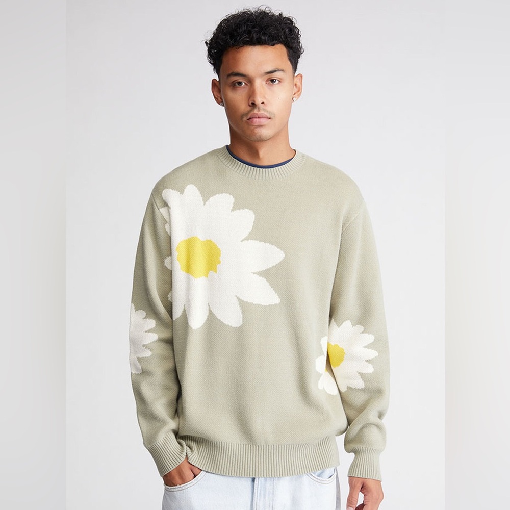 Pacsun Daisy Classic Crew Sweater